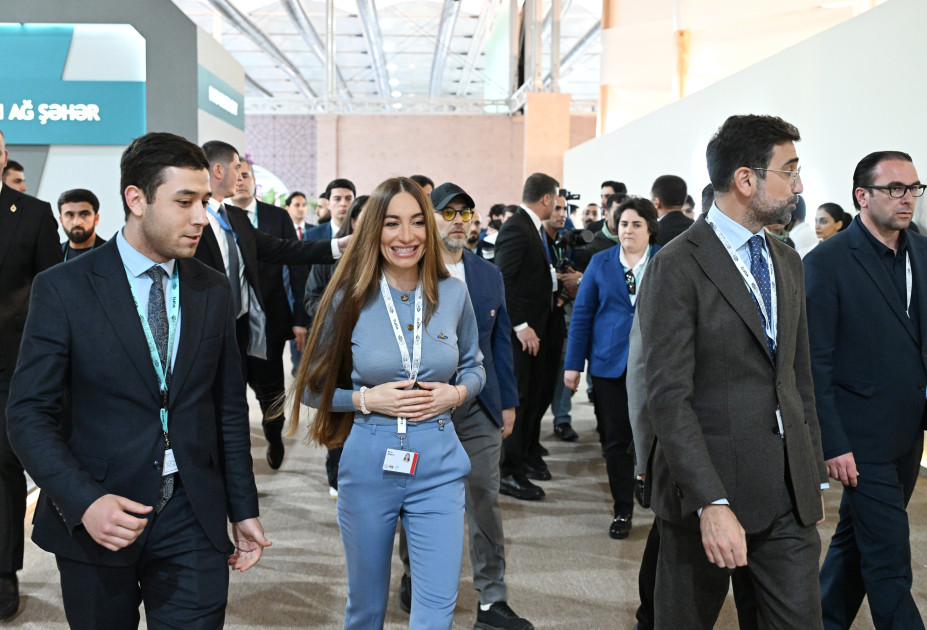 Leyla Əliyeva və Arzu Əliyeva "Urban Expo" sərgisi ilə tanış olublar<font color=red> - FOTOLAR</font>