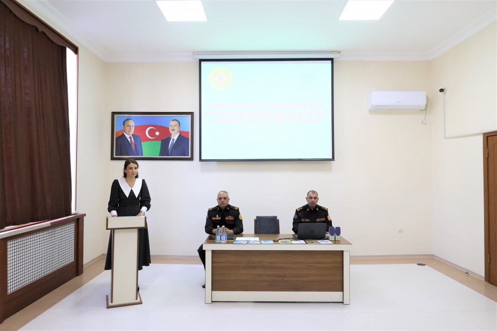 Naxçıvan FHN tələbələr üçün maarifləndirici tədbir keçirib<font color=red> - FOTOLAR</font>