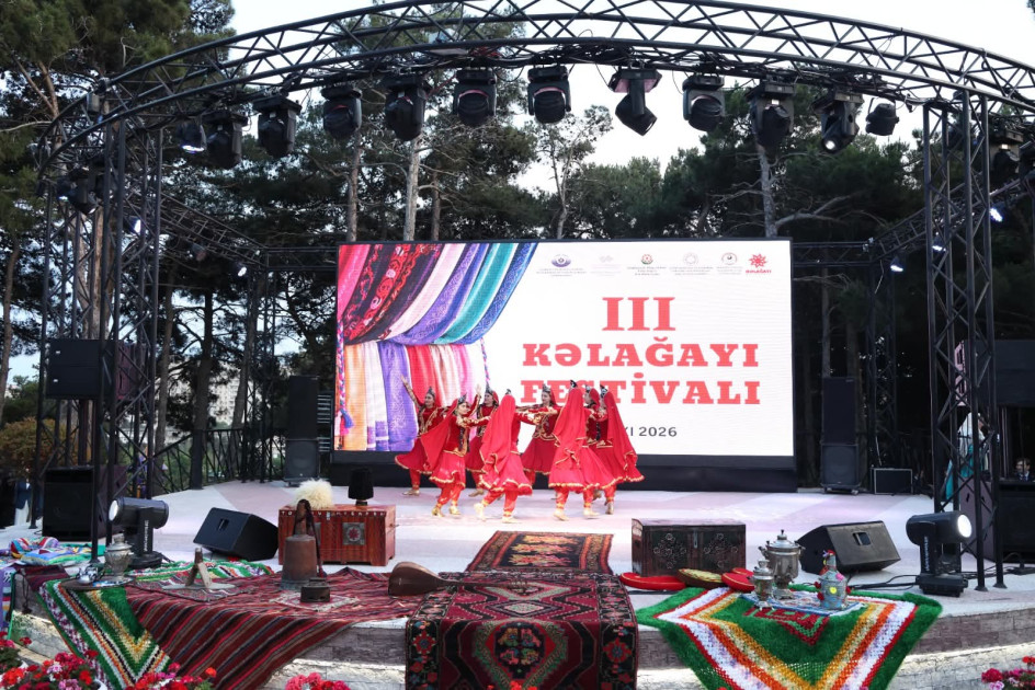 Bakıda Üçüncü Kəlağayı Festivalı təşkil olunub<font color=red> - FOTOLAR</font>