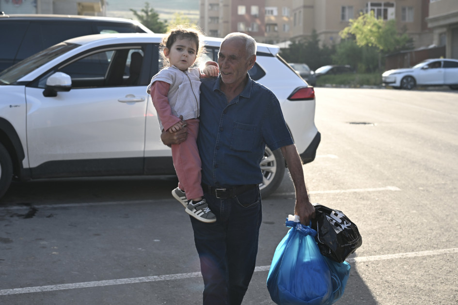 Ağdam şəhərinə növbəti köç yola salınıb<font color=red> - FOTOLAR</font>