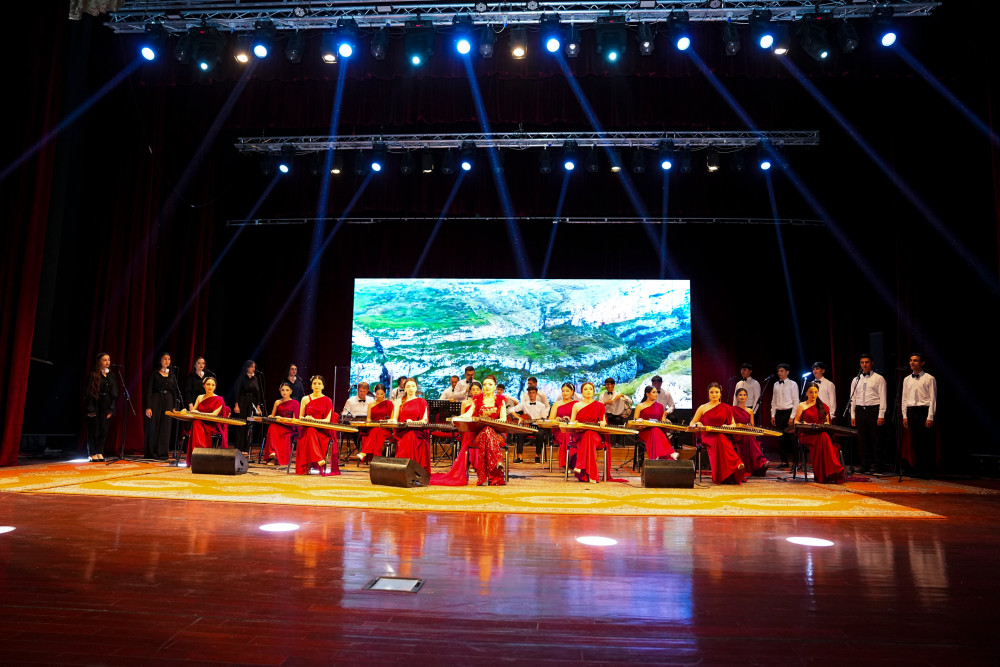 Naxçıvanda Müstəqillik Gününə həsr olunmuş konsert proqramı təqdim edilib<font color=red> - FOTOLAR</font>