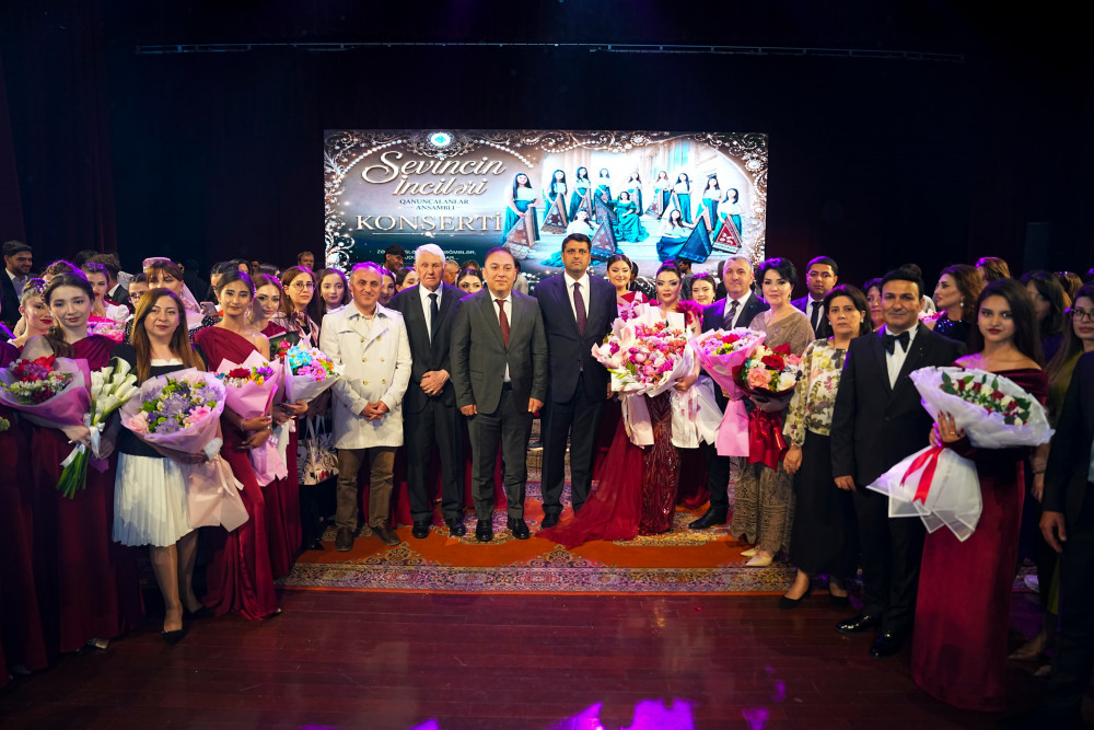 Naxçıvanda Müstəqillik Gününə həsr olunmuş konsert proqramı təqdim edilib<font color=red> - FOTOLAR</font>