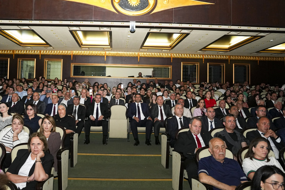 Naxçıvanda Müstəqillik Gününə həsr olunmuş konsert proqramı təqdim edilib<font color=red> - FOTOLAR</font>