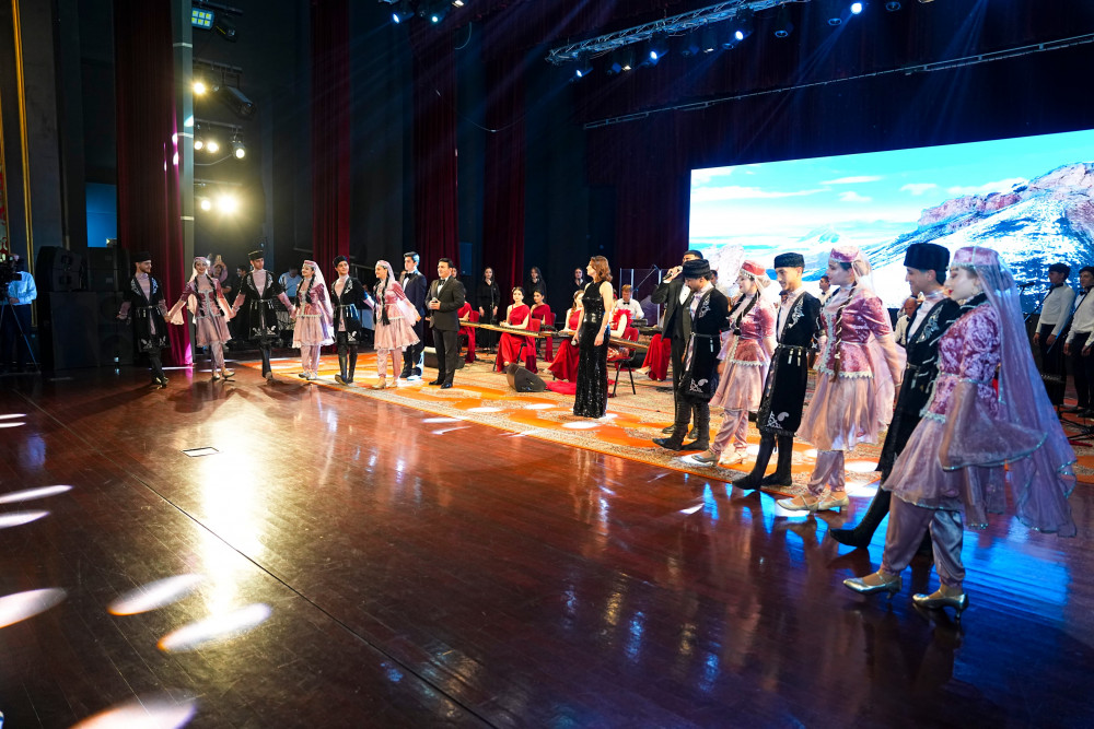 Naxçıvanda Müstəqillik Gününə həsr olunmuş konsert proqramı təqdim edilib<font color=red> - FOTOLAR</font>
