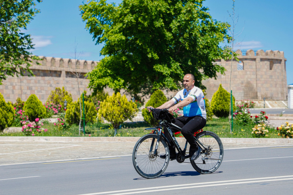 Naxçıvanda velosipedlə “Sağlam şəhər turu” aksiyası keçirilib<font color=red> - FOTOLAR</font>