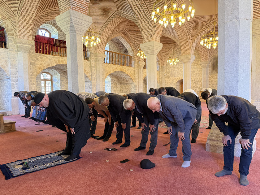 Şuşada bayram namazı qılınıb<font color=red> - FOTOLAR</font>