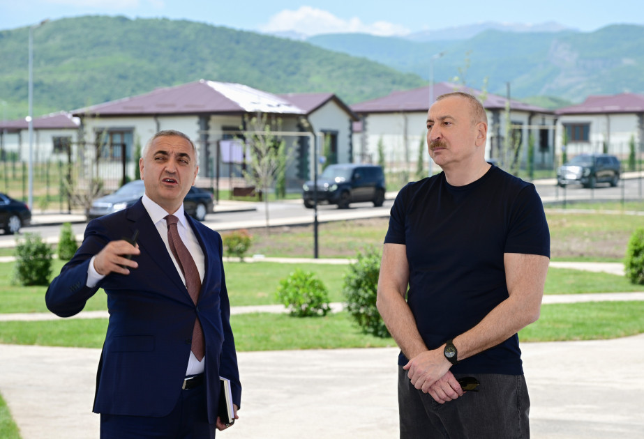 Prezident İlham Əliyev Xocalıda hərbi qulluqçular üçün nəzərdə tutulan fərdi evlərdə yaradılmış şəraitlə tanış olub <font color=red> - FOTOLAR</font>