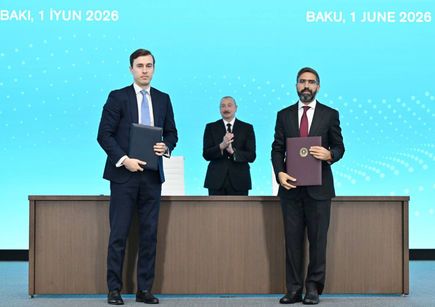 Bakı Enerji Həftəsi çərçivəsində maliyyə dəyəri 7,5 milyard dollar olan müqavilələr imzalanıb<font color=red> - FOTOLAR</font>