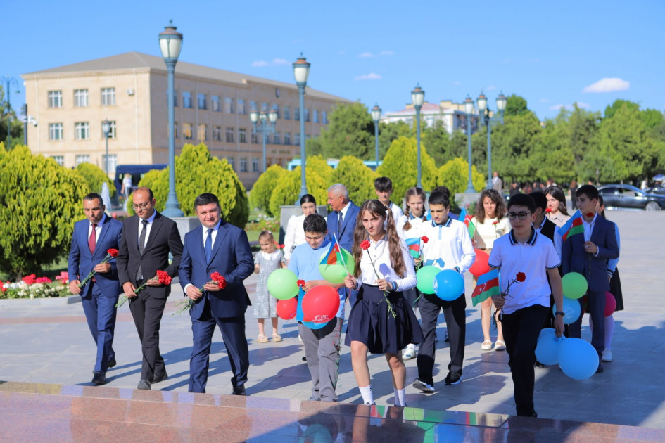 Naxçıvanda “Uşaqların Rəngli Dünyası-2026” festivalı olub<font color=red> - FOTOLAR</font>