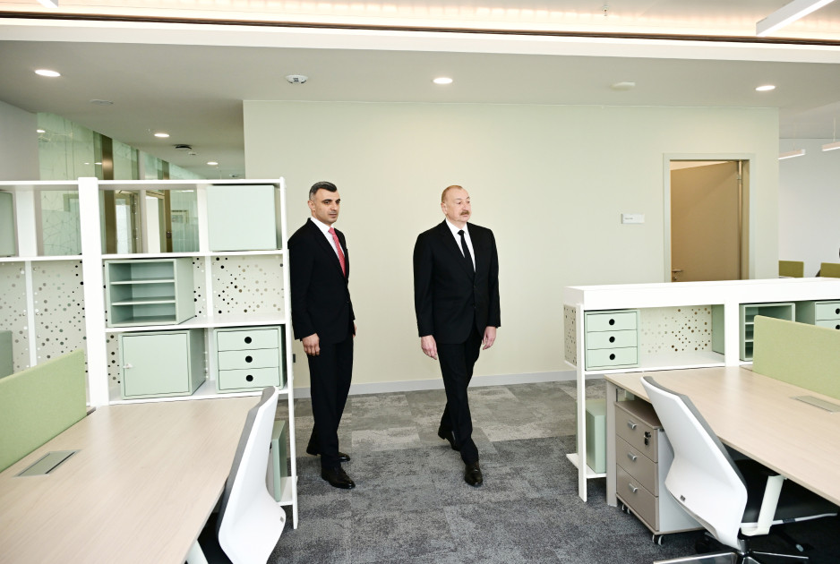 Prezident İlham Əliyev Mərkəzi Bankın yeni binasının açılışında iştirak edib<font color=red> - FOTOLAR</font>