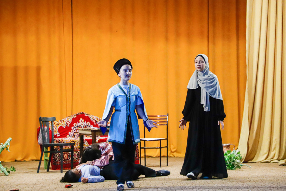 Gənclər arasında keçirilən teatr müsabiqəsinin final mərhələsi keçirilib <font color=red> - FOTOLAR</font>