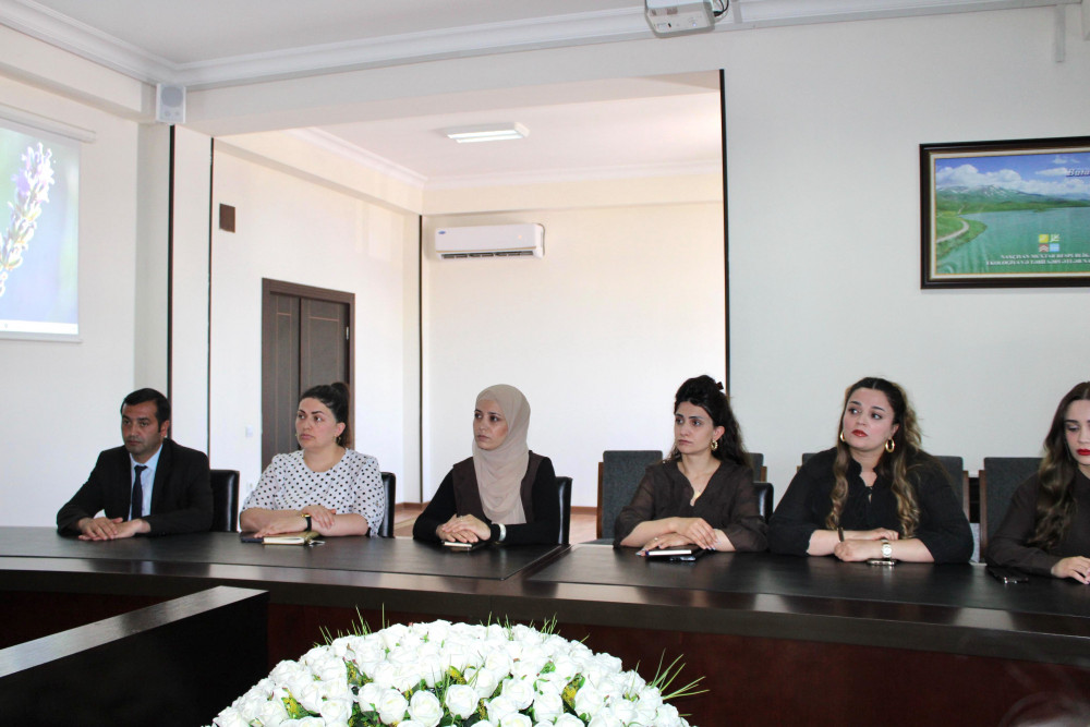 “Sağlam ətraf mühit və ekoloji təhlükəsizlik-insan hüquqlarının mühüm təminatı” mövzusunda maarifləndirici tədbir keçirilib<font color=red> - FOTOLAR</font>