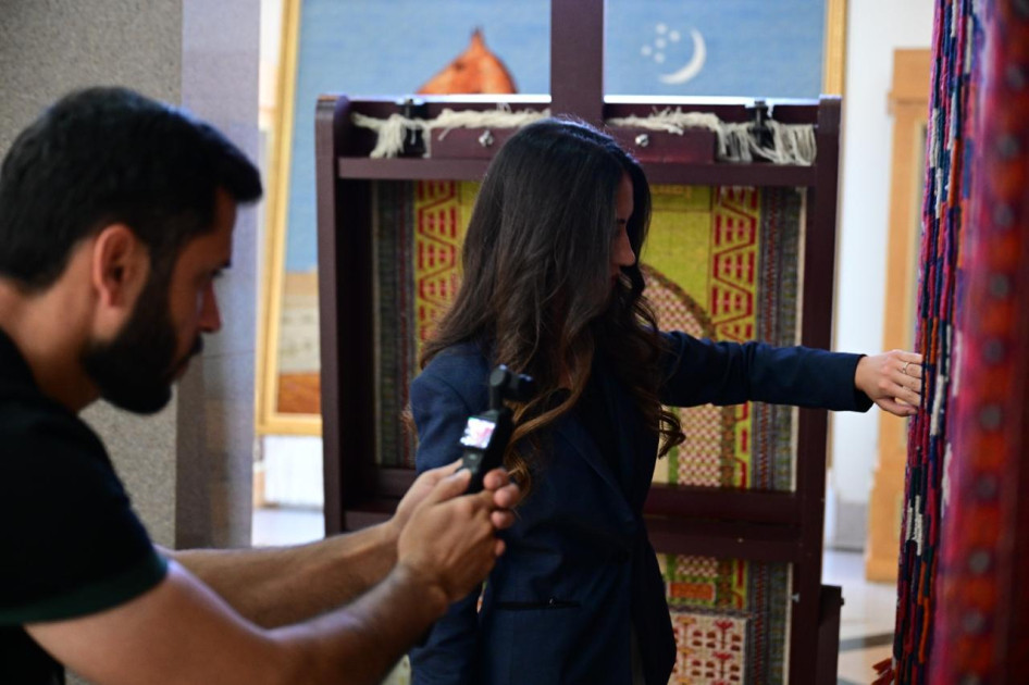 Azərbaycanın media nümayəndələri Türkmənistan muzeyləri ilə tanış olublar<font color=red> - FOTOLAR</font>