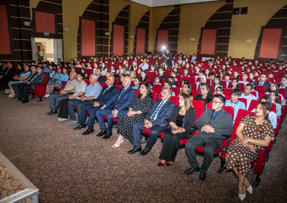 “Gənc İstedadların Dram Dünyası” müsabiqəsinin qalibləri mükafatlandırılıb<font color=red> - FOTOLAR</font>