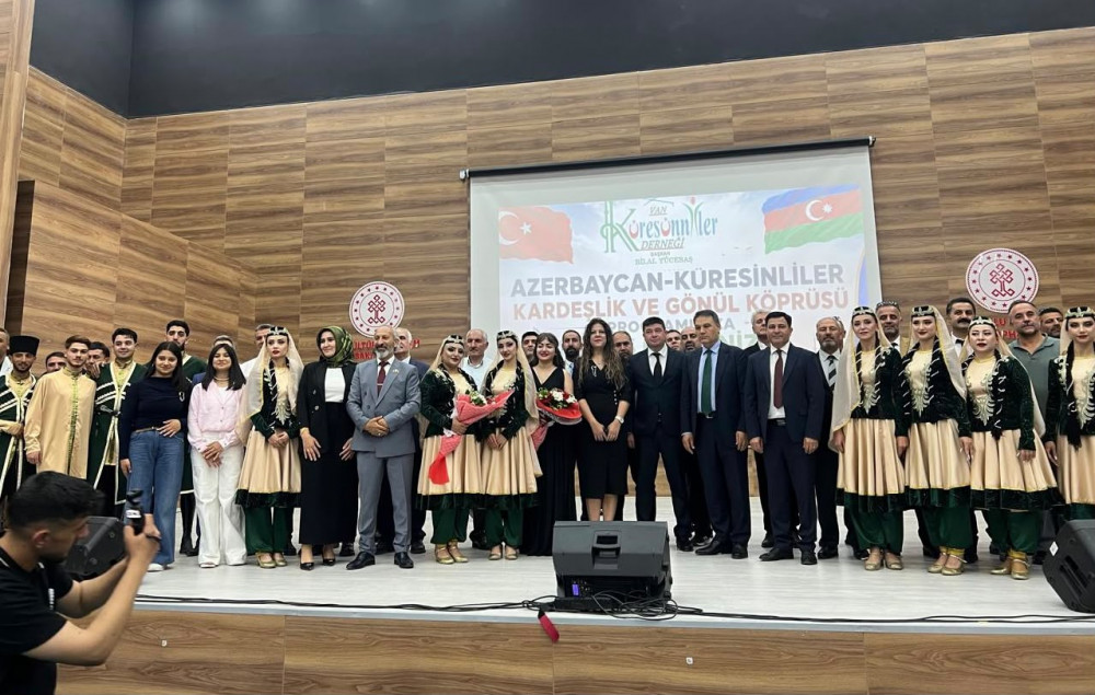 Naxçıvan Dövlət Filarmoniyasının kollektivi Van şəhərində konsert proqramı ilə çıxış edib<font color=red> - FOTOLAR</font>