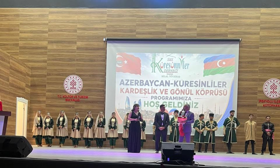 Naxçıvan Dövlət Filarmoniyasının kollektivi Van şəhərində konsert proqramı ilə çıxış edib<font color=red> - FOTOLAR</font>