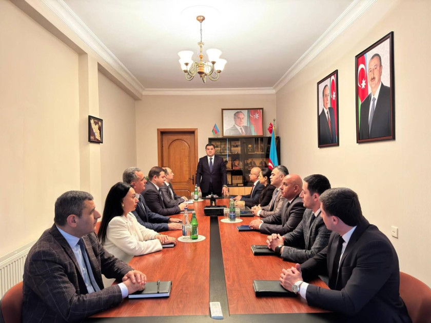 Naxçıvanın Bakıdakı daimi nümayəndəliyində Milli Qurtuluş Gününün əhəmiyyətindən bəhs edilib<font color=red> - FOTOLAR</font>