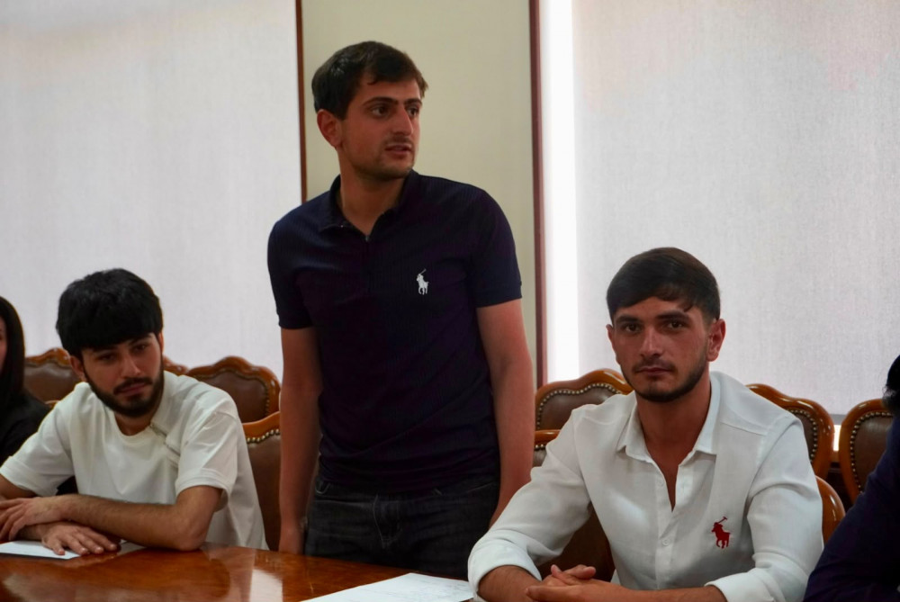 Naxçıvanda “İctimai İnkişafın Aspektləri” mövzusunda ustad dərsi keçirilib<font color=red> - FOTOLAR</font>