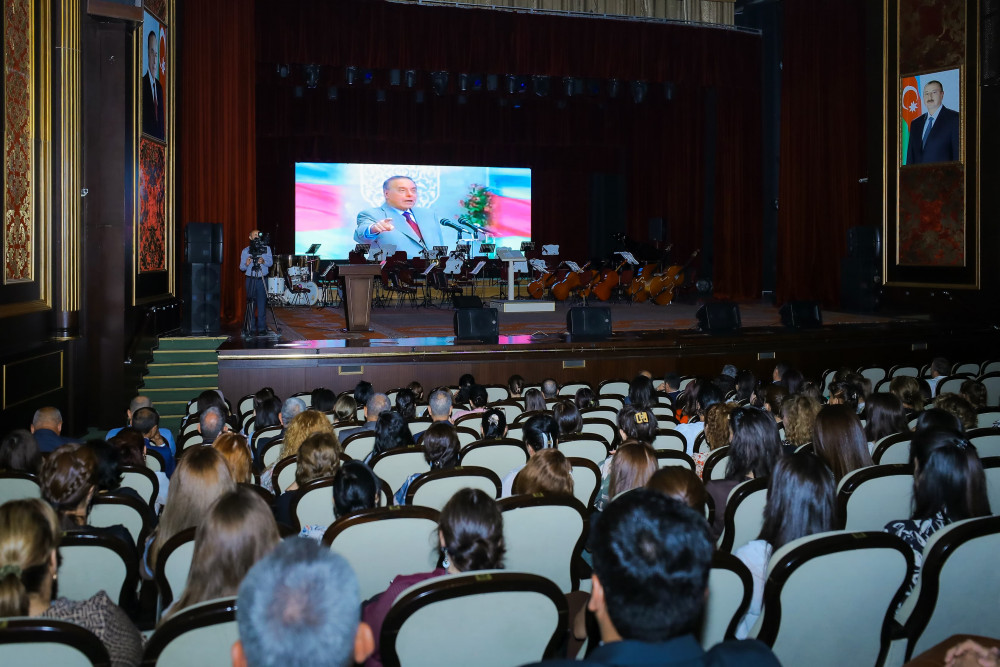 Naxçıvanda 15 İyun – Milli Qurtuluş Gününə həsr olunmuş konsert proqramı təşkil edilib<font color=red> - FOTOLAR</font>