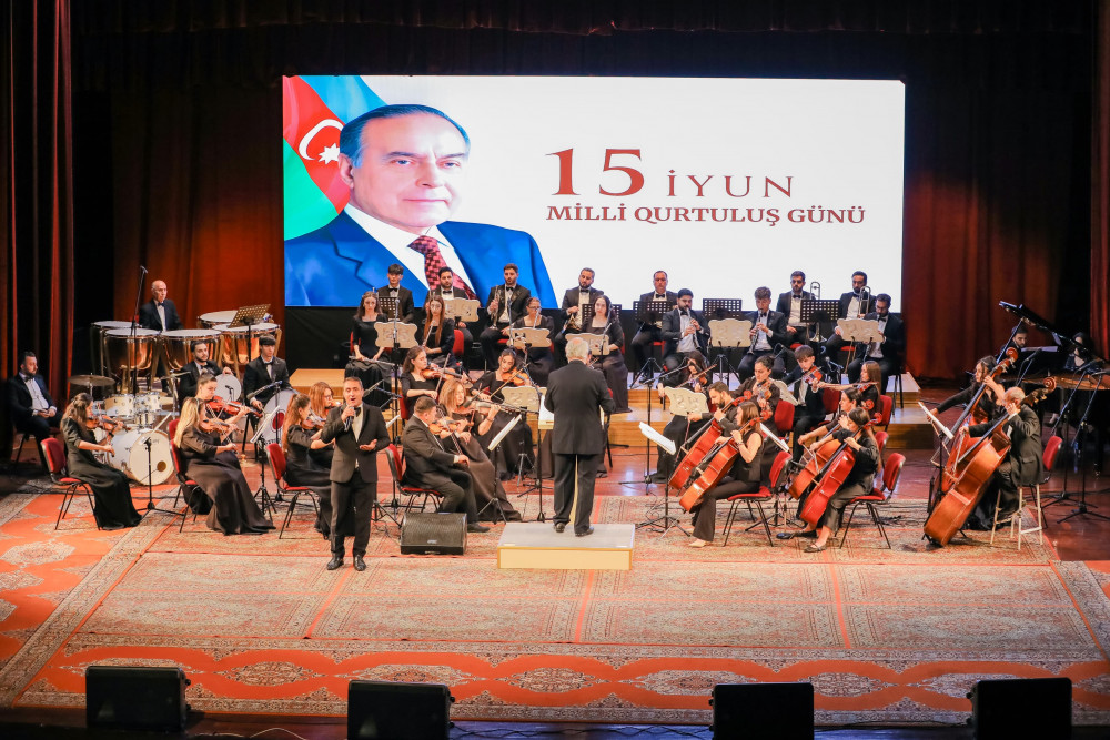 Naxçıvanda 15 İyun – Milli Qurtuluş Gününə həsr olunmuş konsert proqramı təşkil edilib<font color=red> - FOTOLAR</font>