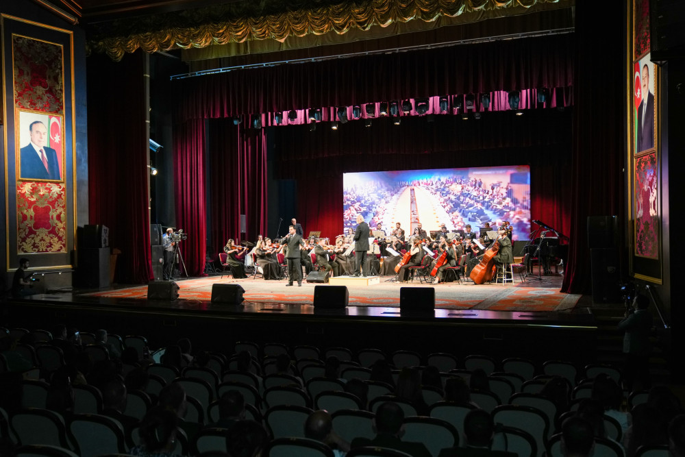 Naxçıvanda 15 İyun – Milli Qurtuluş Gününə həsr olunmuş konsert proqramı təşkil edilib<font color=red> - FOTOLAR</font>