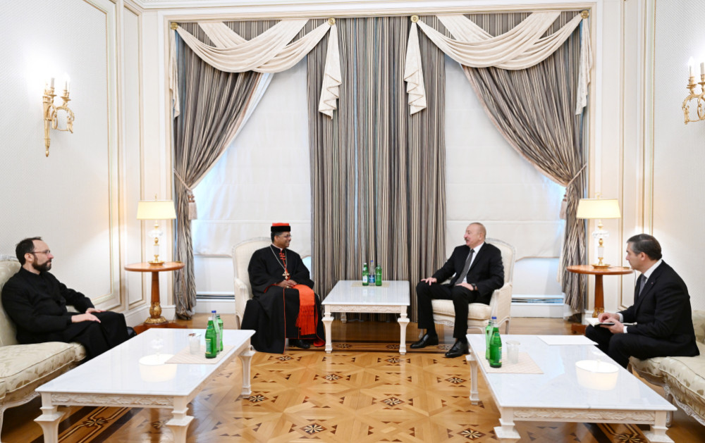 Prezident İlham Əliyev Müqəddəs Taxt-Tacın Dinlərarası Dialoq üzrə Dikasteriyasının prefektini qəbul edib<font color=red> - FOTOLAR</font>