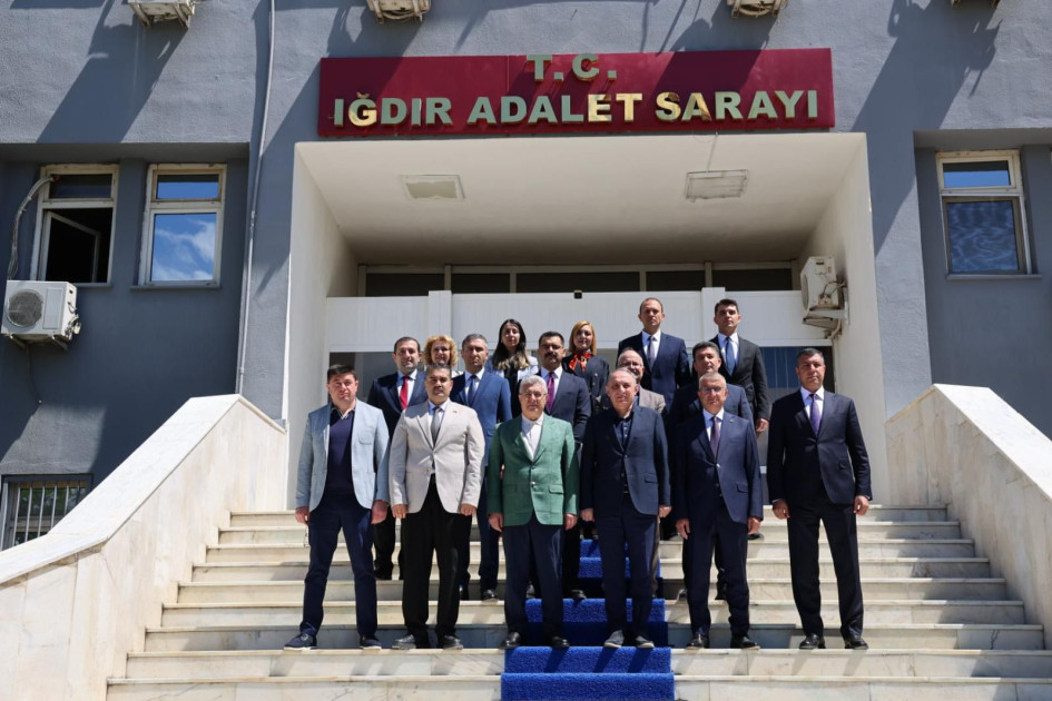 Baş prokurorun rəhbərlik etdiyi nümayəndə heyəti Türkiyənin Qars şəhərində rəsmi səfərdə olub<font color=red> - FOTOLAR</font>