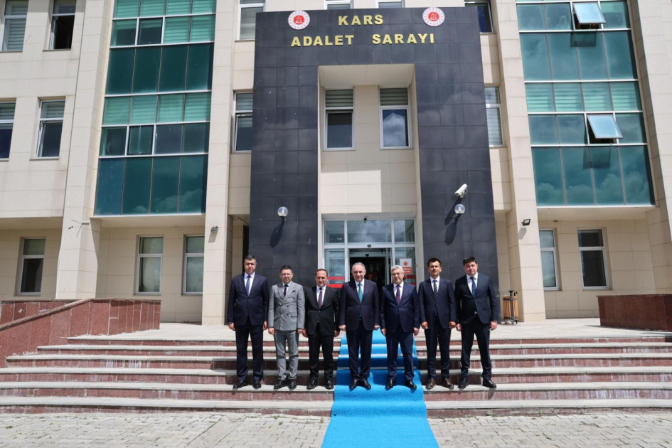 Baş prokurorun rəhbərlik etdiyi nümayəndə heyəti Türkiyənin Qars şəhərində rəsmi səfərdə olub<font color=red> - FOTOLAR</font>