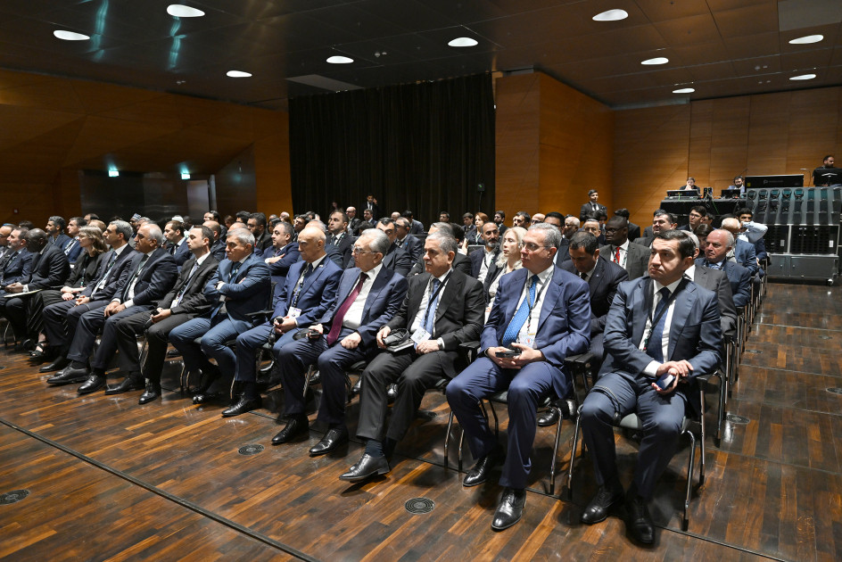 Prezident İlham Əliyevin iştirakı ilə Bakıda İslam İnkişaf Bankı Qrupunun 2026-cı il üzrə İllik Toplantılarının açılış mərasimi keçirilib<font color='red'> - YENİLƏNİB </font><font color=red> - VİDEO</font><font color=red> - FOTOLAR</font>