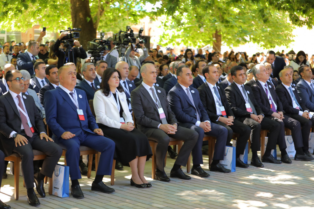 Naxçıvanda “Qərbi Azərbaycana qayıdış” III konqres-festival keçirilir<font color=red> - FOTOLAR</font>