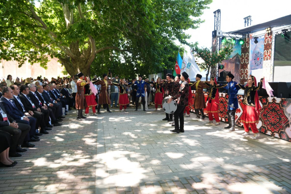 Naxçıvanda “Qərbi Azərbaycana qayıdış” III konqres-festival keçirilir<font color=red> - FOTOLAR</font>