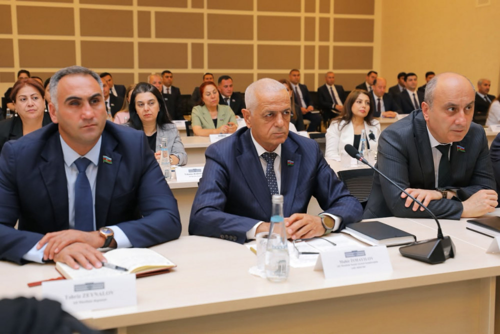 Ali Məclisin növbədənkənar sessiyasının ilk iclası keçirilib<font color=red> - FOTOLAR</font>
