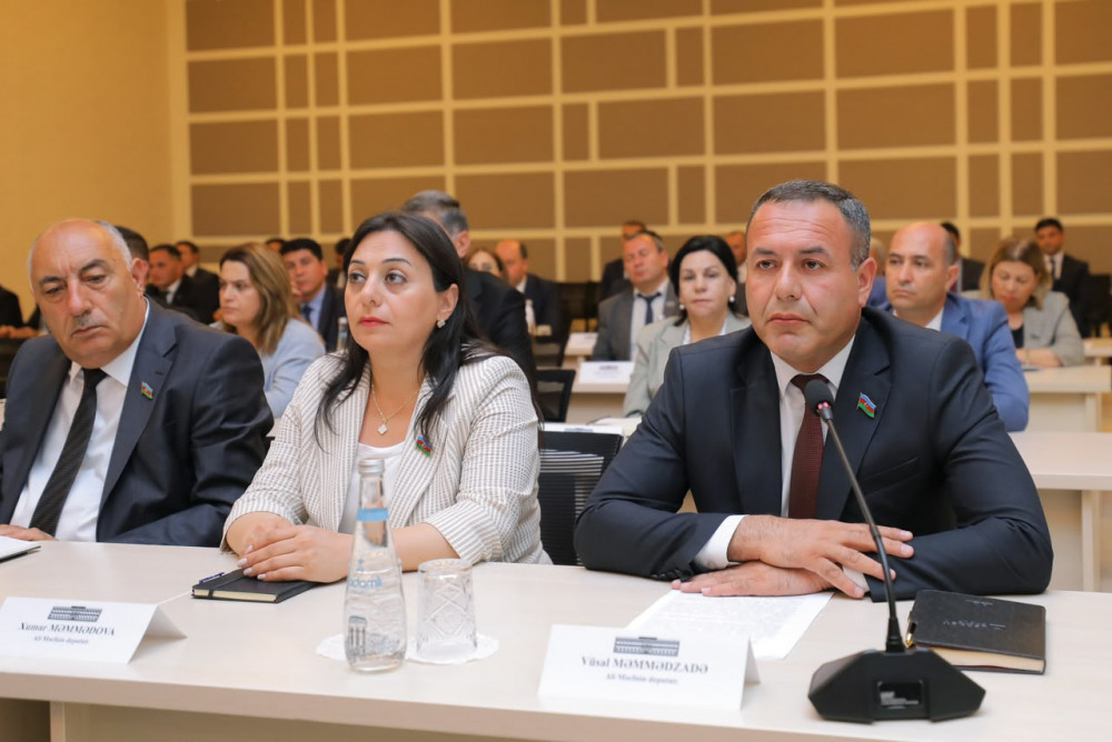 Ali Məclisin növbədənkənar sessiyasının ilk iclası keçirilib<font color=red> - FOTOLAR</font>