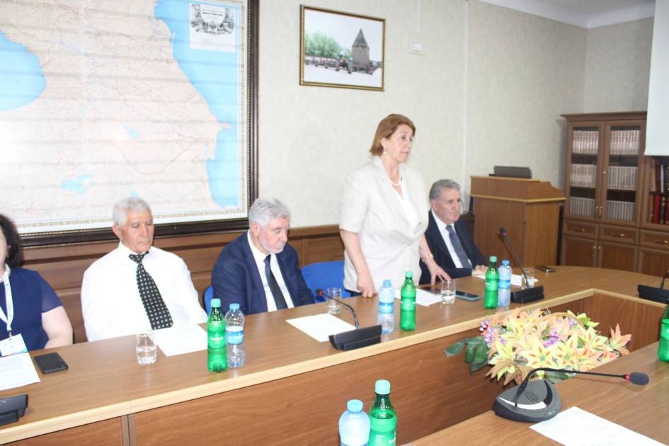 Akademik İsa Həbibbəyli: “İlandağ” kitabəsinin aşkarlanması müstəqil Azərbaycan elminin böyük nailiyyətidir<font color=red> - FOTOLAR</font>