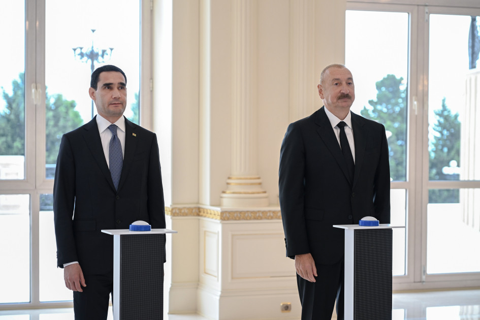 Azərbaycan və Türkmənistan prezidentlərinin iştirakı ilə “Dostlug” tankerinin onlayn formatda hədiyyə olunması mərasimi keçirilib<font color='red'> - YENİLƏNƏCƏK</font><font color=red> - FOTOLAR</font>