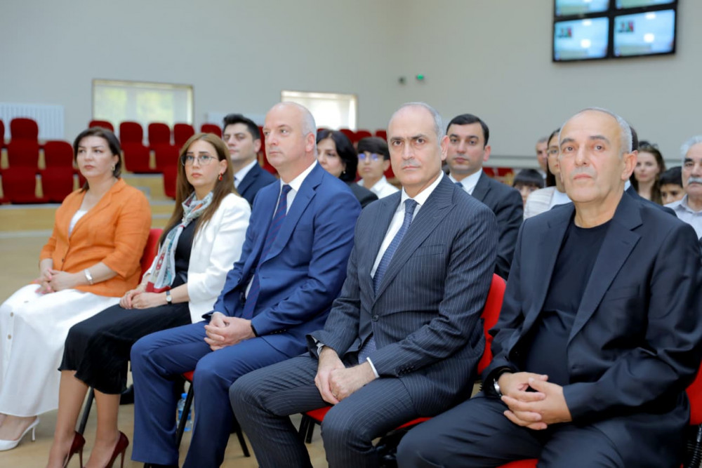 Naxçıvanda “15 İyun – Milli Qurtuluş Günü”nə həsr olunmuş  beynəlxalq reytinqli şahmat turnirinin qalibləri mükafatlandırılıb<font color=red> - FOTOLAR</font>