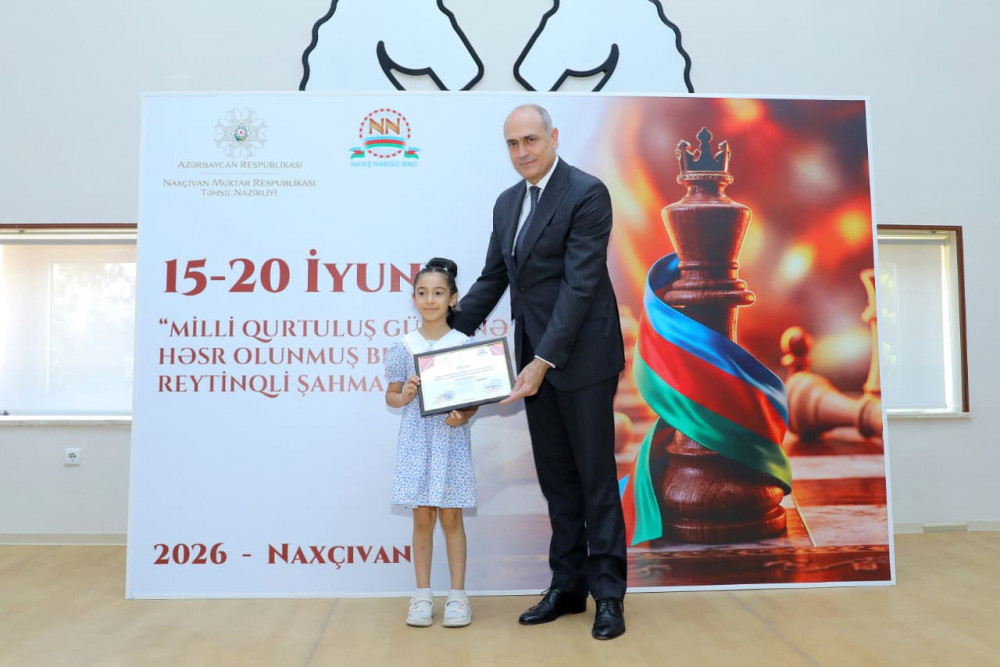 Naxçıvanda “15 İyun – Milli Qurtuluş Günü”nə həsr olunmuş  beynəlxalq reytinqli şahmat turnirinin qalibləri mükafatlandırılıb<font color=red> - FOTOLAR</font>