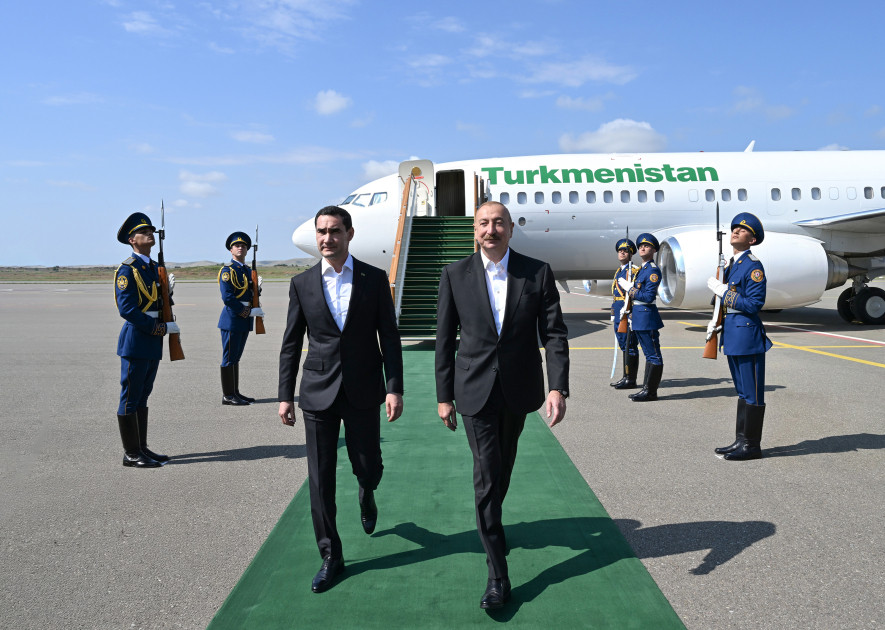 Türkmənistan Prezidenti Sərdar Berdiməhəmmədov Füzuli rayonuna gəlib<font color=red> - FOTOLAR</font>