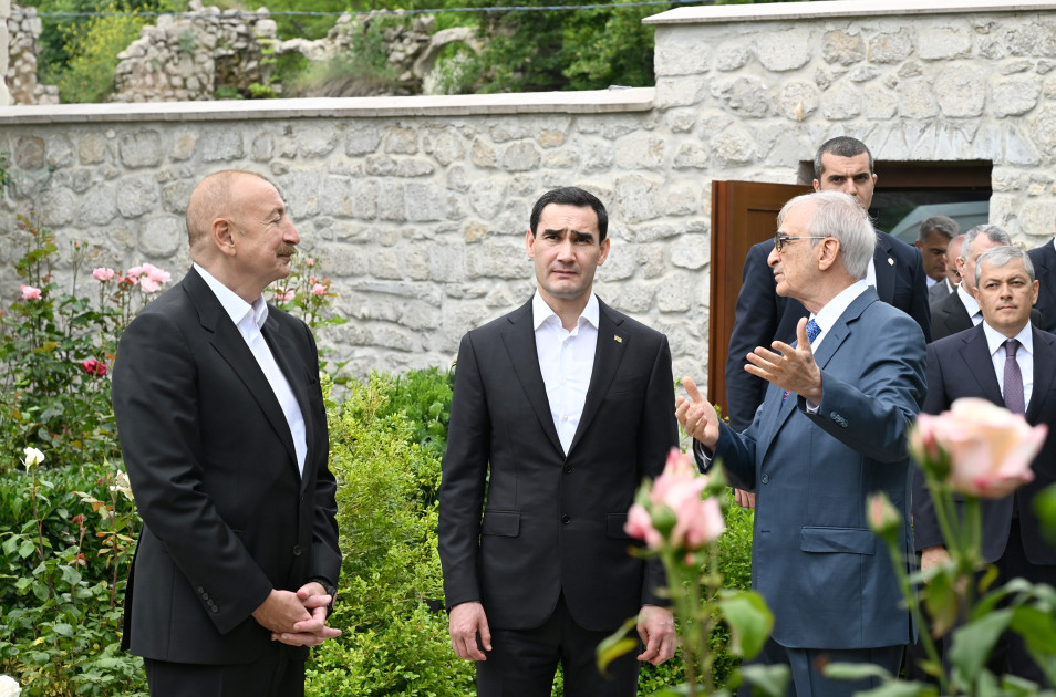 Bülbülün ev-muzeyi ilə tanışlıq<font color=red> - FOTOLAR</font>