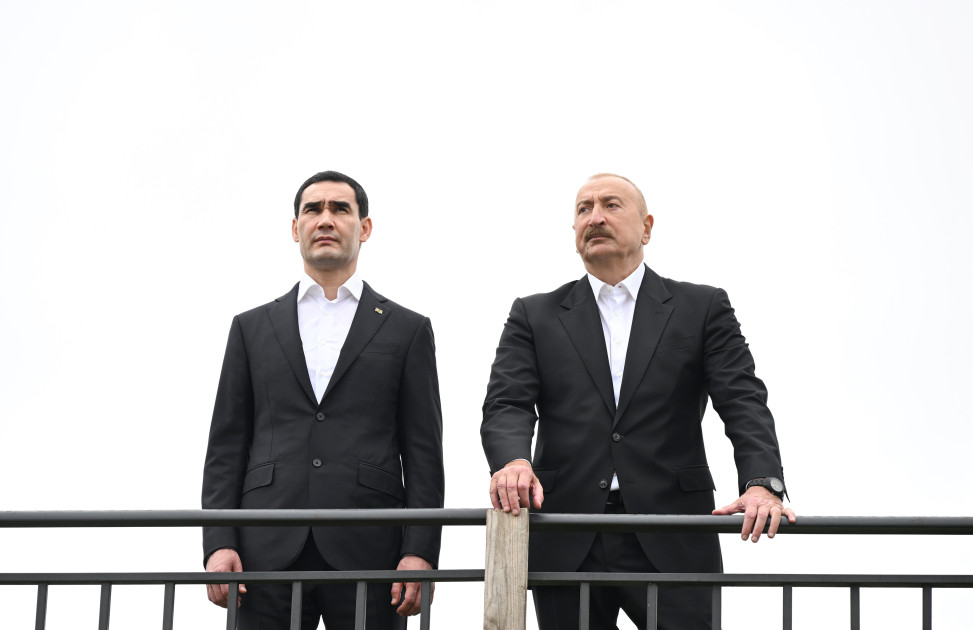Türkmənistan Prezidentinə Qarabağ atı hədiyyə edilib<font color=red> - FOTOLAR</font>