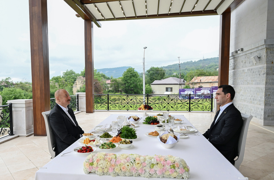 Azərbaycan və Türkmənistan prezidentləri Şuşada birgə nahar ediblər<font color=red> - FOTOLAR</font>