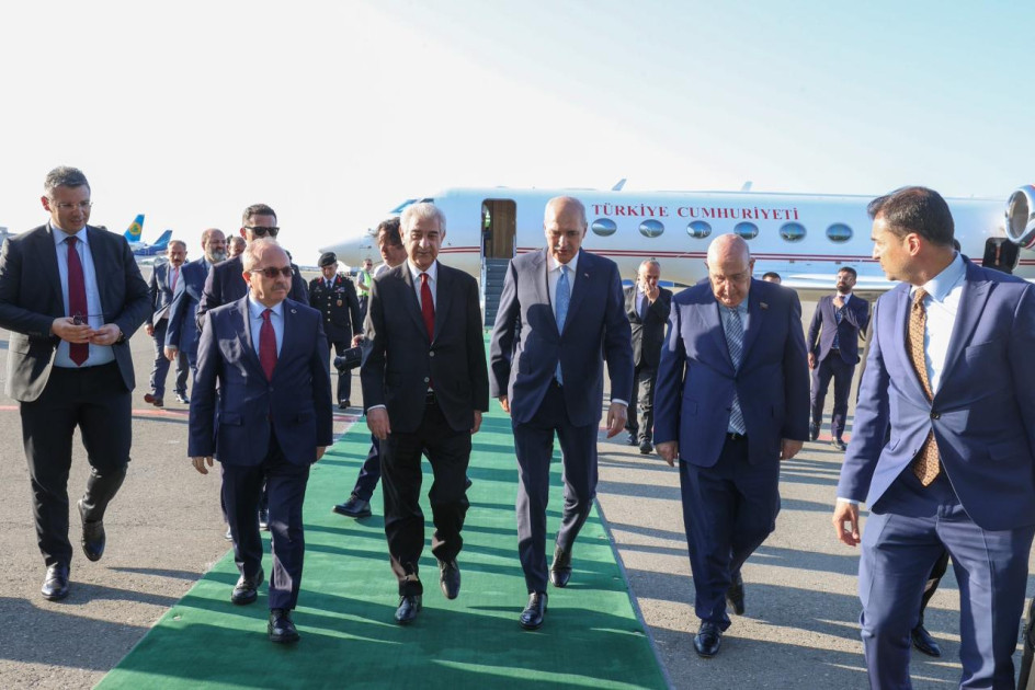 Türkiyə Böyük Millət Məclisinin sədri ölkəmizə səfərə gəlib<font color=red> - FOTOLAR</font>