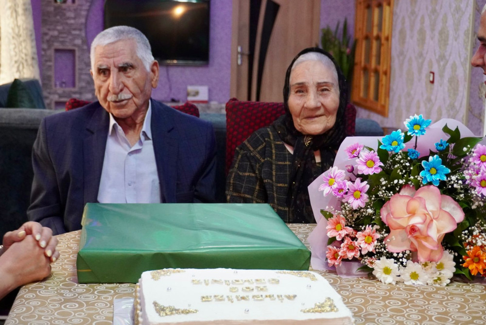 Uzunömürlü nümunəvi Həsənovlar ailəsi ilə görüş keçirilib<font color=red> - FOTOLAR</font>