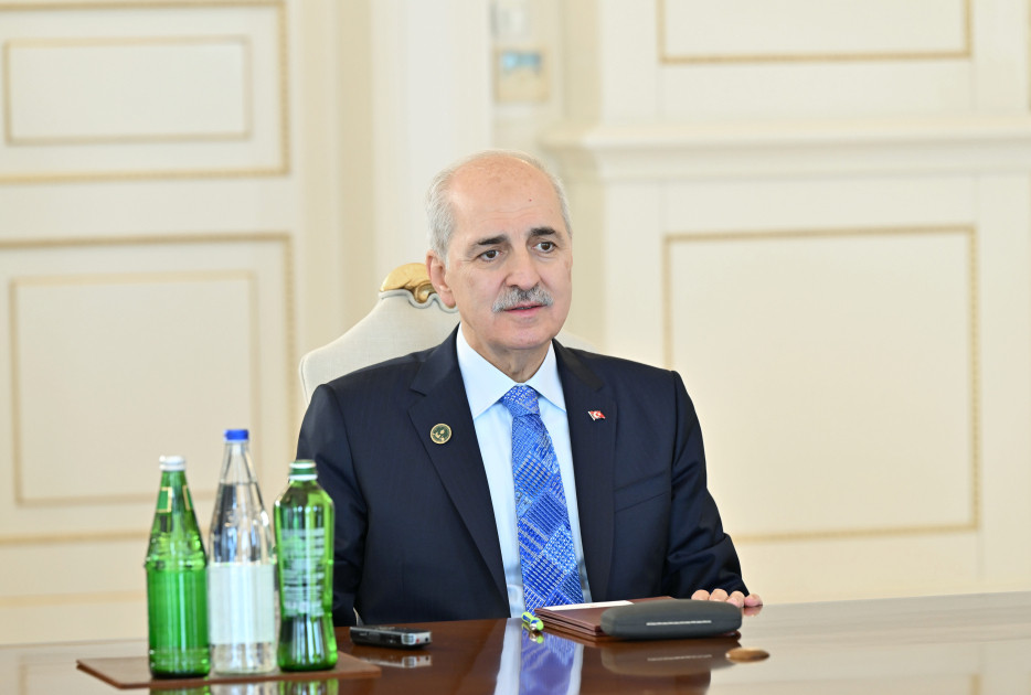 Prezident İlham Əliyev Türkiyə Böyük Millət Məclisi sədrinin rəhbərlik etdiyi nümayəndə heyətini qəbul edib<font color=red> - FOTOLAR</font>