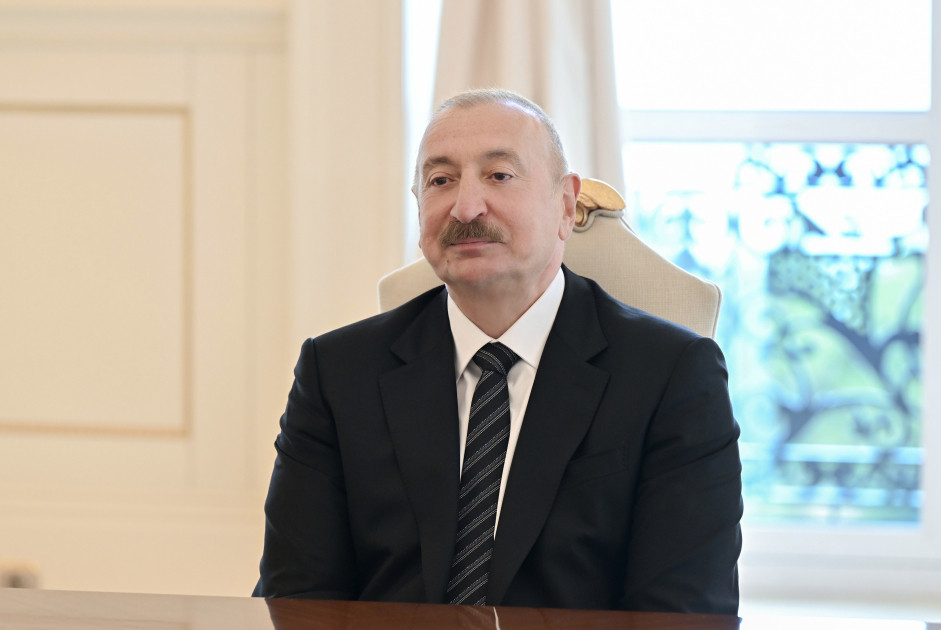 Prezident İlham Əliyev Türkiyə Böyük Millət Məclisi sədrinin rəhbərlik etdiyi nümayəndə heyətini qəbul edib<font color=red> - FOTOLAR</font>