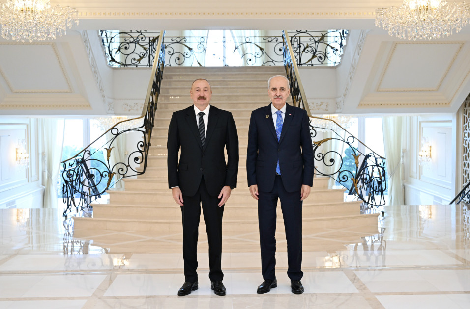Prezident İlham Əliyev Türkiyə Böyük Millət Məclisi sədrinin rəhbərlik etdiyi nümayəndə heyətini qəbul edib<font color=red> - FOTOLAR</font>