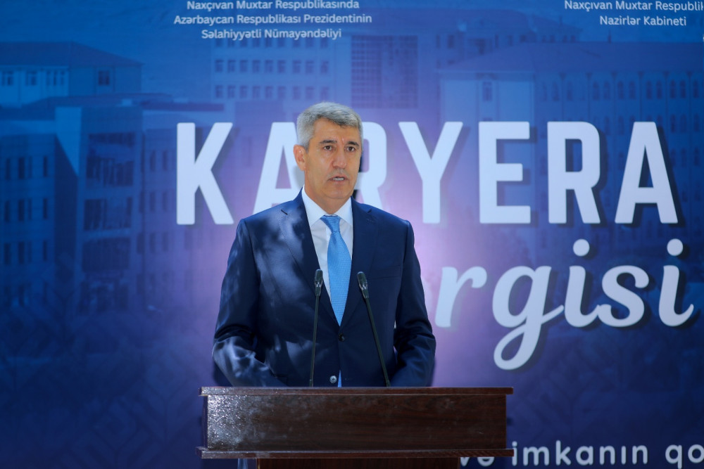 Naxçıvanda III karyera sərgisi təşkil olunub<font color=red> - FOTOLAR</font>