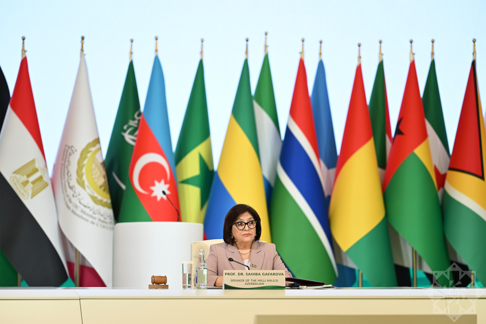 İƏT-in üzvü olan dövlətlərin Parlament İttifaqı Konfransının 20-ci sessiyasının açılış mərasimi olub<font color=red> - FOTOLAR</font>