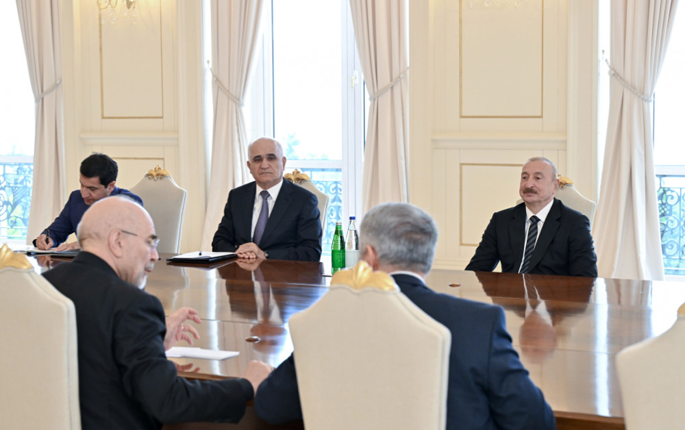 Prezident İlham Əliyev İran İslam Şurası Məclisinin sədrinin başçılıq etdiyi nümayəndə heyətini qəbul edib<font color=red> - FOTOLAR</font>