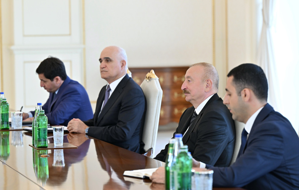 Prezident İlham Əliyev İran İslam Şurası Məclisinin sədrinin başçılıq etdiyi nümayəndə heyətini qəbul edib<font color=red> - FOTOLAR</font>